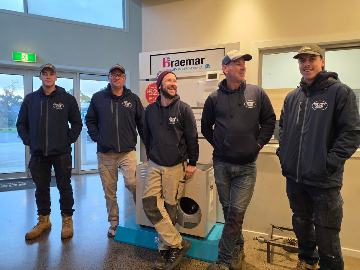 The Geelong Gas Company team on site